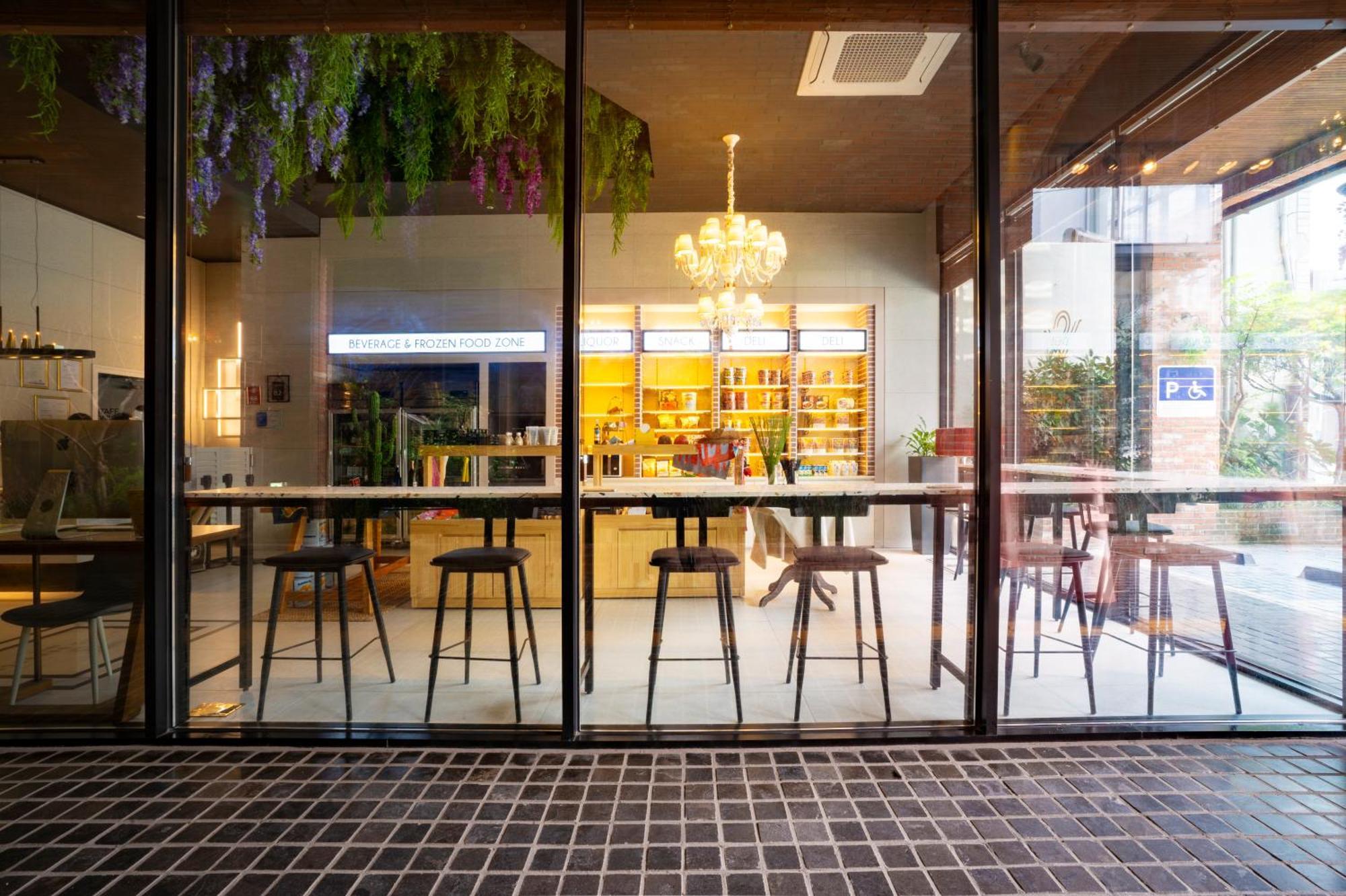 South Vandeco Hotel Busan Eksteriør billede