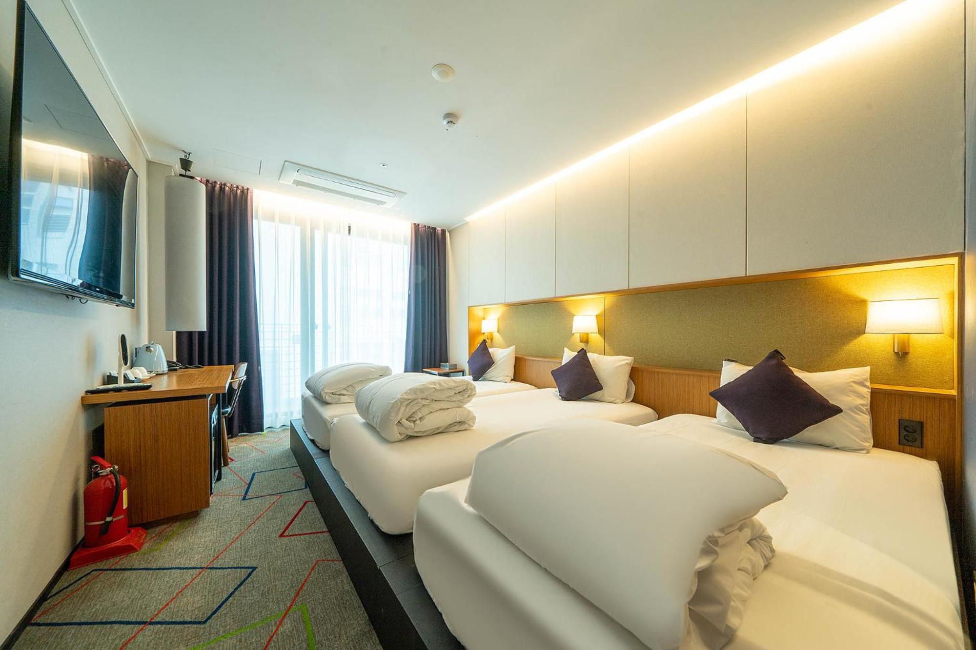 South Vandeco Hotel Busan Eksteriør billede