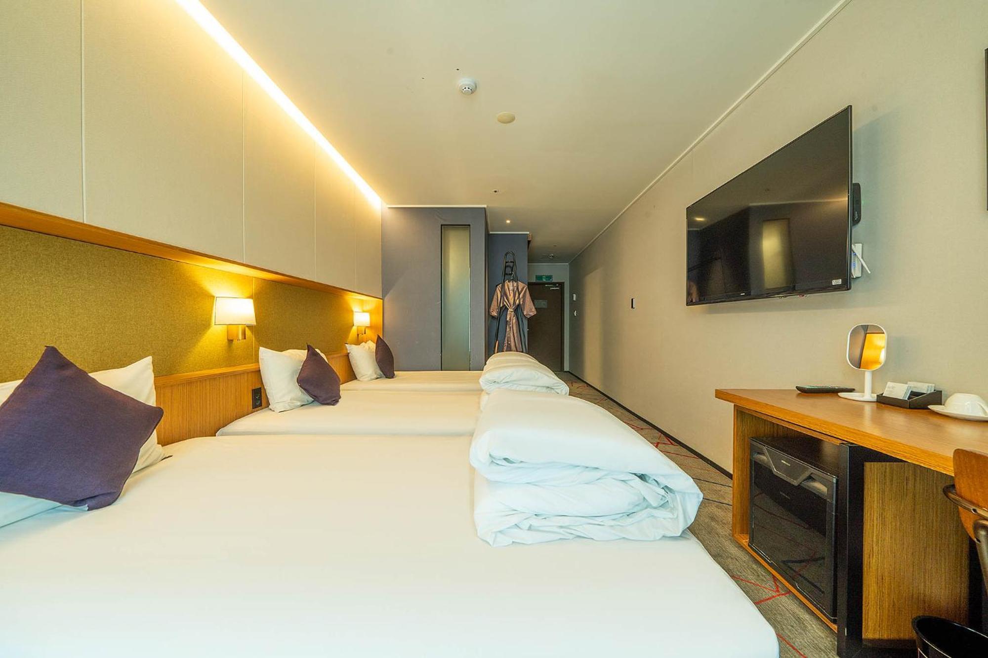 South Vandeco Hotel Busan Eksteriør billede