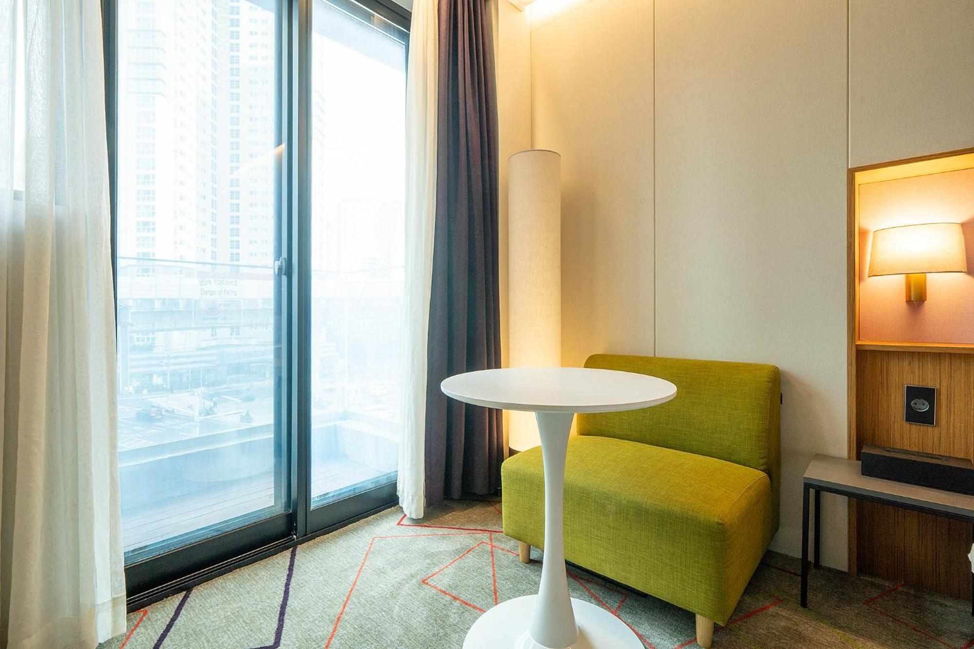 South Vandeco Hotel Busan Eksteriør billede